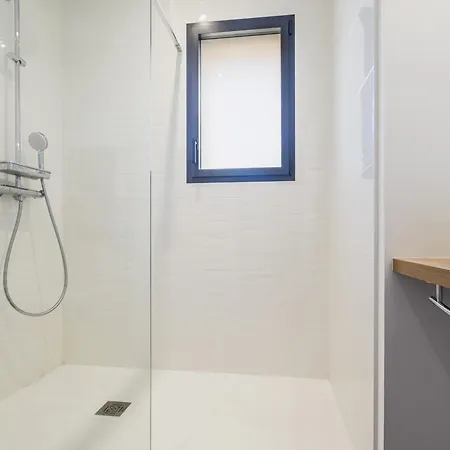 Boheme Avec Terrasse Et Parking, A Proximite De Planete Sauvage - Fr-1-306-1305