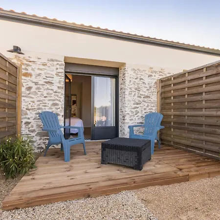 Boheme Avec Terrasse Et Parking, A Proximite De Planete Sauvage - Fr-1-306-1305 Holiday home